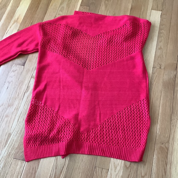 Sweater - Picture 6 of 6